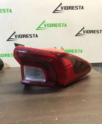KIA Stonic Rear/tail lights R1YS1Y02