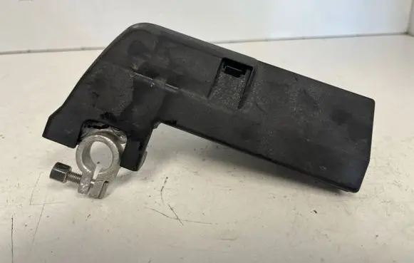 Audi A5 Sportback 8TA Battery relay fuse 4F0915519