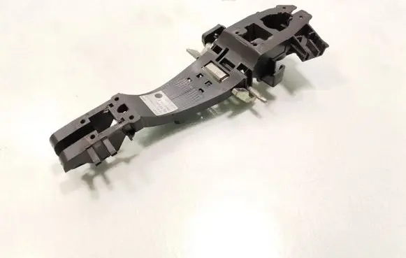 Land Rover Discovery Front door exterior handle/bracket CXF500053