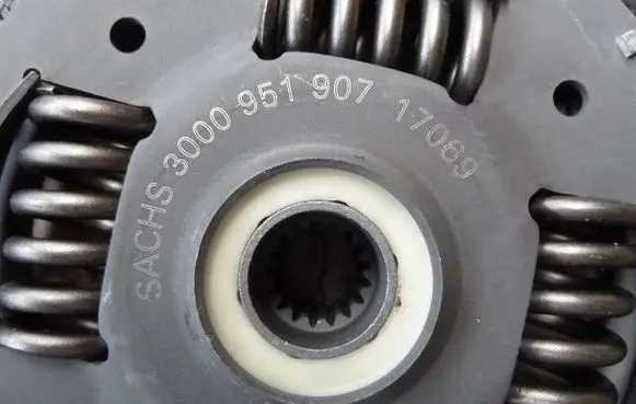 Ford Fiesta Pressure plate 3000951907-OKS-T