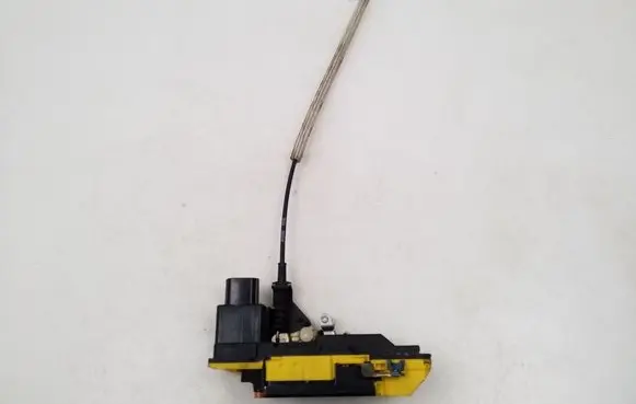Volvo S60 Rear door lock 8650552