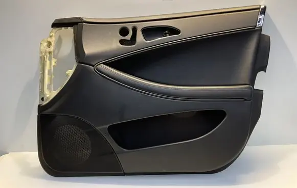 Mercedes-Benz CLS C219 Front door card panel trim A2197206470 00009E44 6894008