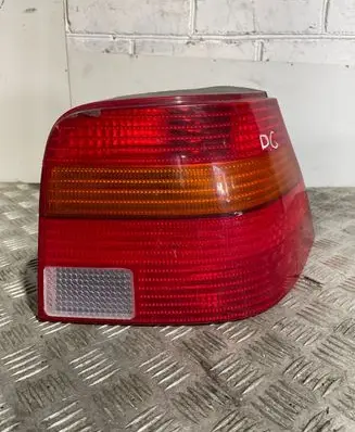 Volkswagen Golf IV Rear/tail lights 1J6945096Q 67736982