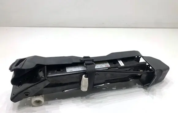 Audi A7 S7 4G Other under body part 4G0011215B