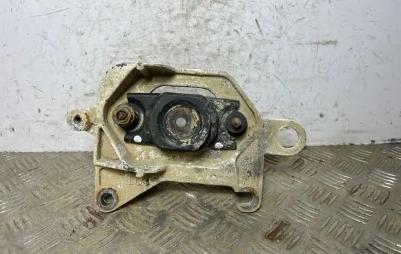 Nissan Qashqai Gearbox mount