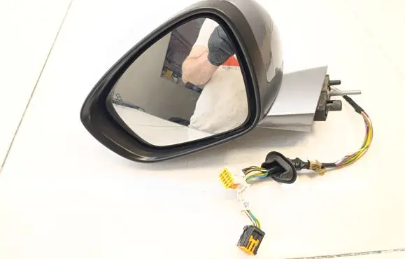Citroen C4 II Picasso Front door electric wing mirror E9026724