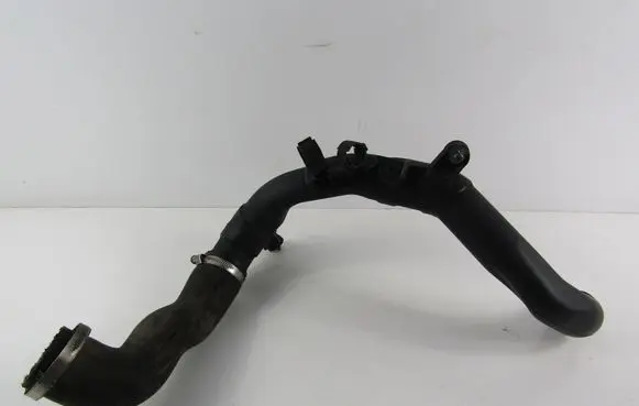 Skoda Fabia Mk2 (5J) Air intake hose/pipe 6R0145762