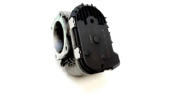 Audi A4 S4 B6 8E 8H Throttle valve 06B133062M