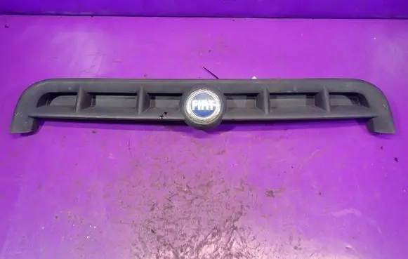 Fiat Doblo Front grill 