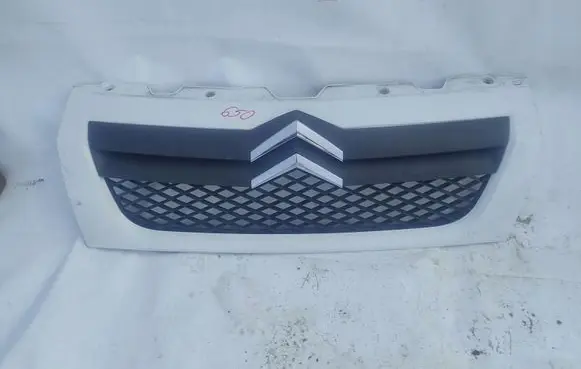 Citroen Jumper Front bumper upper radiator grill
