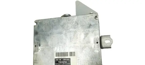 Toyota Prius (XW20) Engine control unit/module 2751001633 8966147110