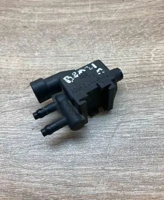 Opel Astra G Vacuum pump 7147P2