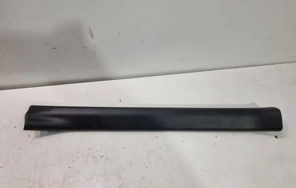 Toyota Yaris Cross Front sill trim cover 67913K0020