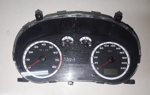 Seat Ibiza II (6k) Speedometer (instrument cluster) 6K0920801G