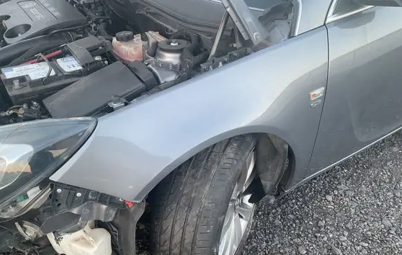 Opel Insignia A Fender