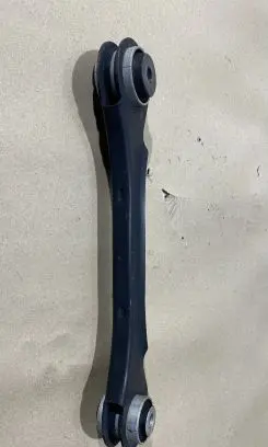 Rear upper control arm/wishbone