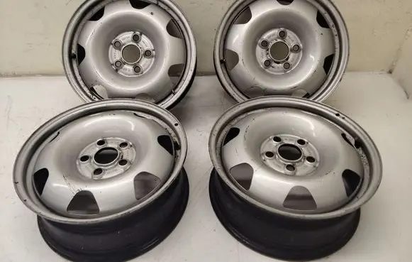 Volkswagen Transporter - Caravelle T5 R17 steel rim 7E0601027B