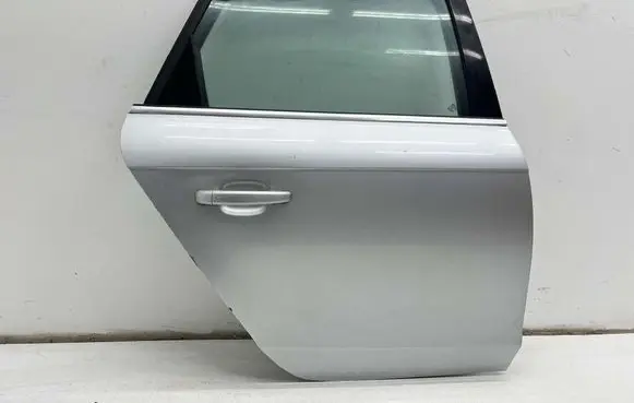 Rear door