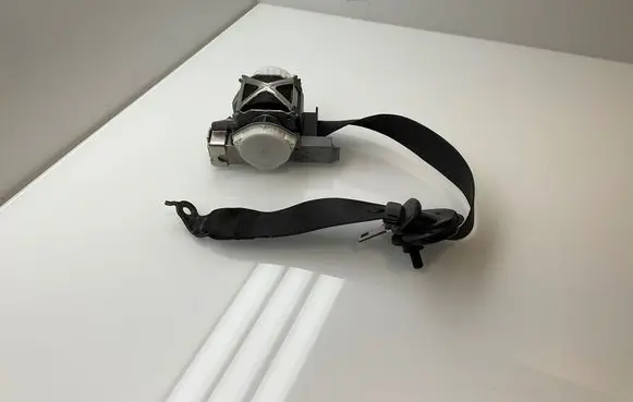 BMW 3 F30 F35 F31 Front seatbelt 34107541C WX0WY347 1305131232