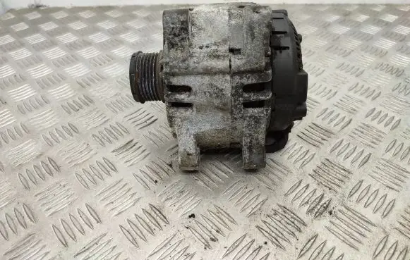 Peugeot 5008 Generator/alternator 9678048880