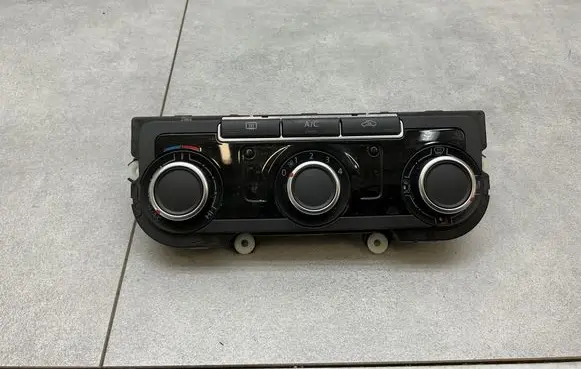 Volkswagen PASSAT B7 Climate control unit 7N0907426BG