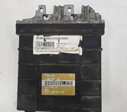 Volkswagen Golf III Engine control unit/module 1H0907311 0261200701