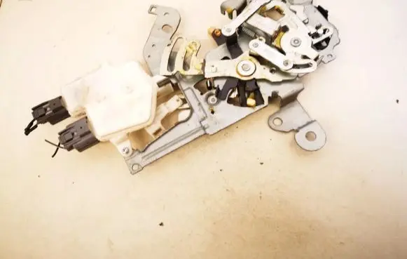 Mazda 5 Central locking motor 