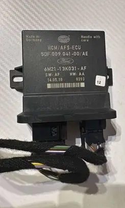Ford Mondeo MK IV Light module LCM 6M2113K031AF