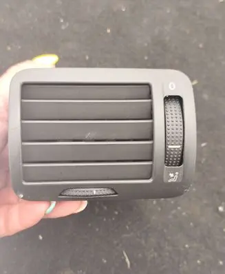 Volkswagen PASSAT B5.5 Dashboard side air vent grill/cover trim 3B0819703D 3B0819703