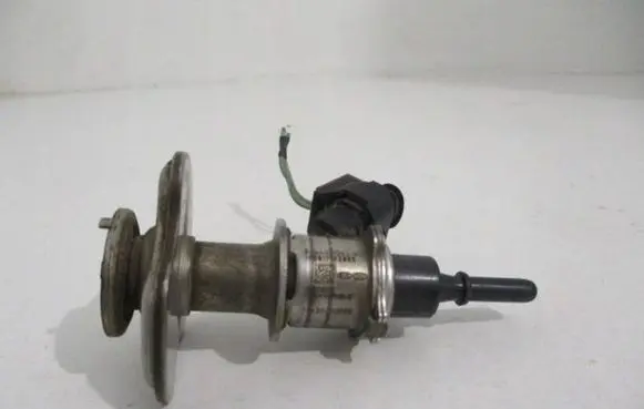 KIA Ceed AdBlue injector 296302U000