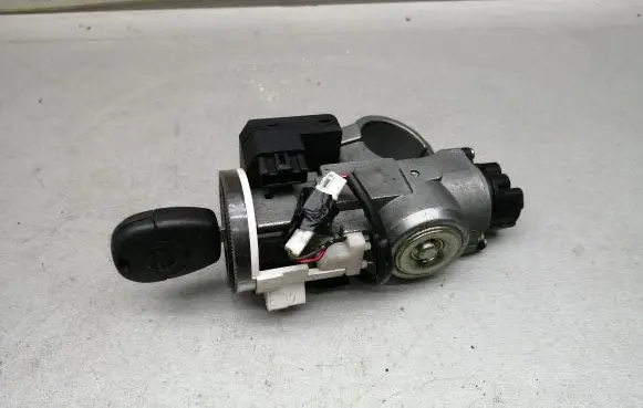 Nissan Primera Ignition lock 28590C9965