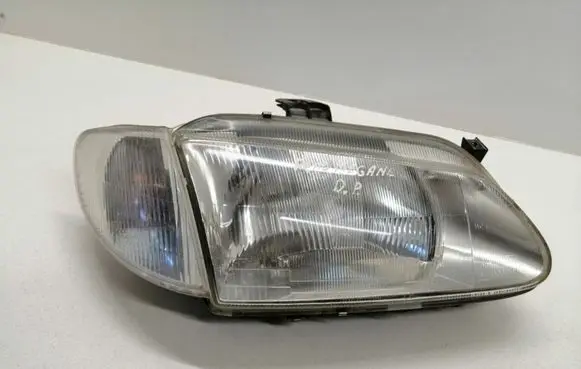 Renault Scenic I Headlight/headlamp 88201095 4706