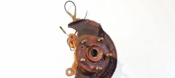 Front wheel hub