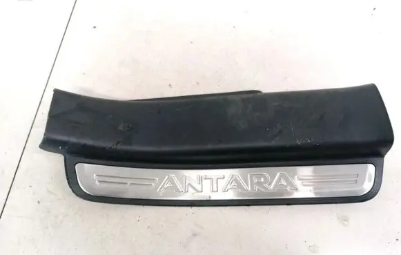 Rear sill trim cover
