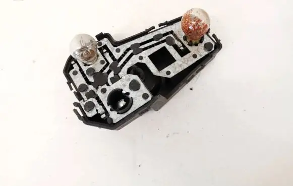 Ford Galaxy Tail light bulb cover holder 95vw13n004da
