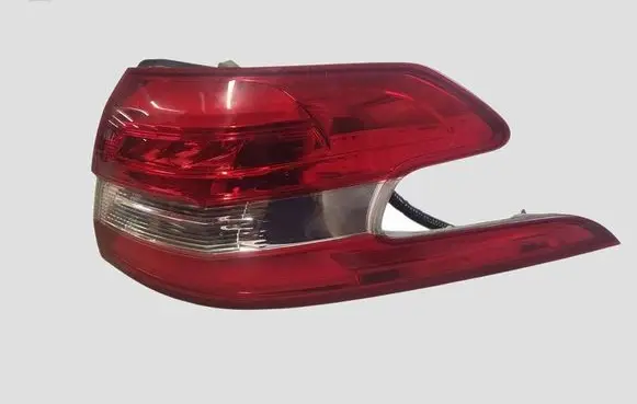 Peugeot 308 Rear/tail lights 9678093880