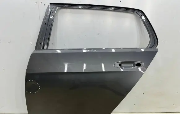 Volkswagen Golf VII Rear door 5G4833311L