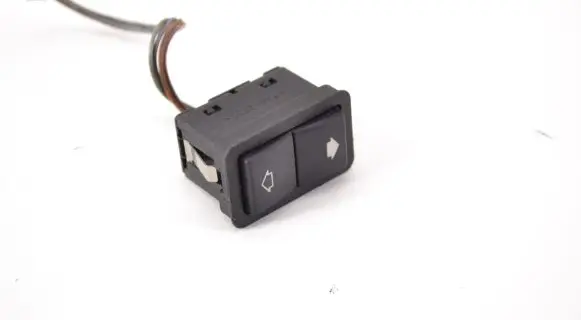 BMW 5 E39 Electric window control switch 8368974