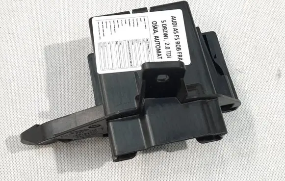 Audi A5 Radio antenna 8W0907113B