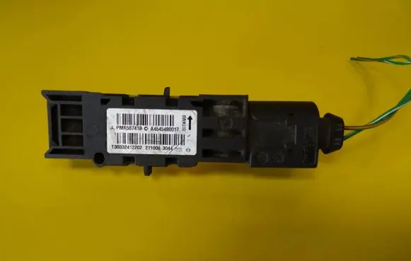 Mitsubishi Colt Airbag deployment crash/impact sensor PMR587418