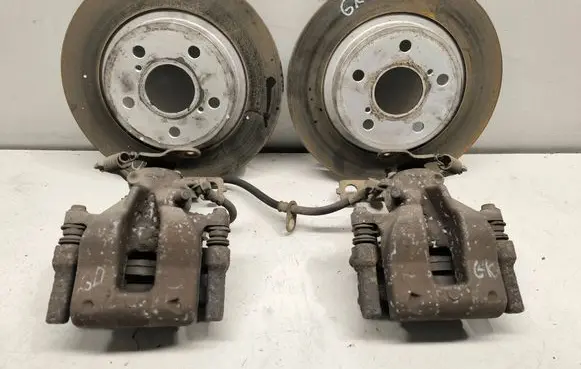 Toyota Avensis T270 Brake discs and calipers set 0204Y04613 0204Y04614