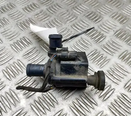 Audi A5 Electric auxiliary coolant/water pump 06H121601N