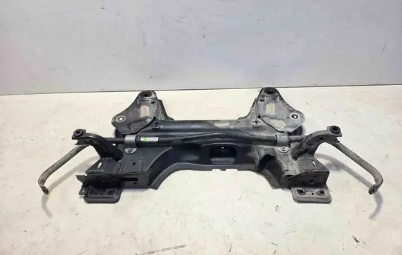 Peugeot 208 Front subframe 9836590980 9841603680