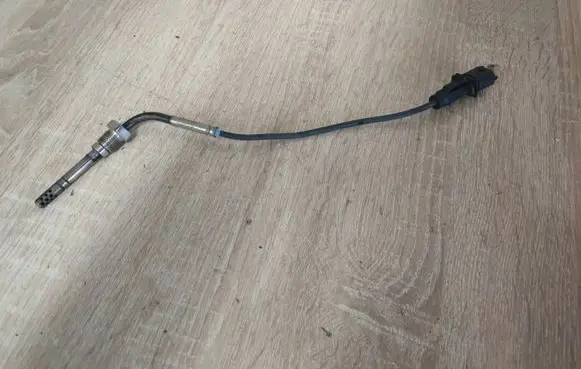 Exhaust gas temperature sensor