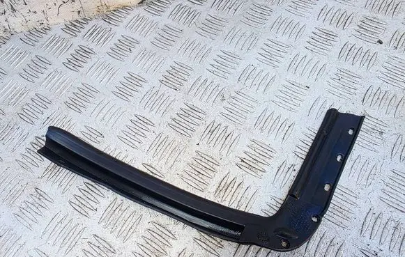 Audi Cabriolet B3 8G Under headlight/headlamp trim 8G0823738 105079207R