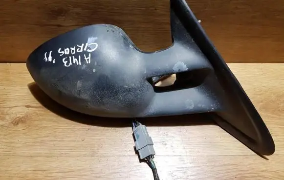 Chrysler Cirrus Front door electric wing mirror
