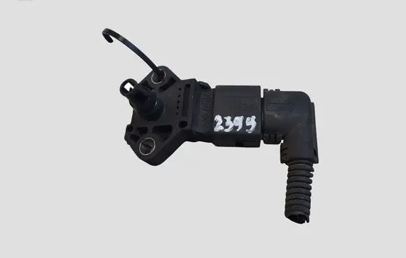 Volkswagen Golf V Air pressure sensor 0281002399 038906051B
