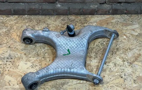 BMW X5 F15 Rear control arm 6770953