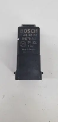 Glow plug pre-heat relay