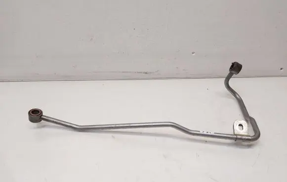 Nissan X-Trail T32 Turbo turbocharger oiling pipe/hose